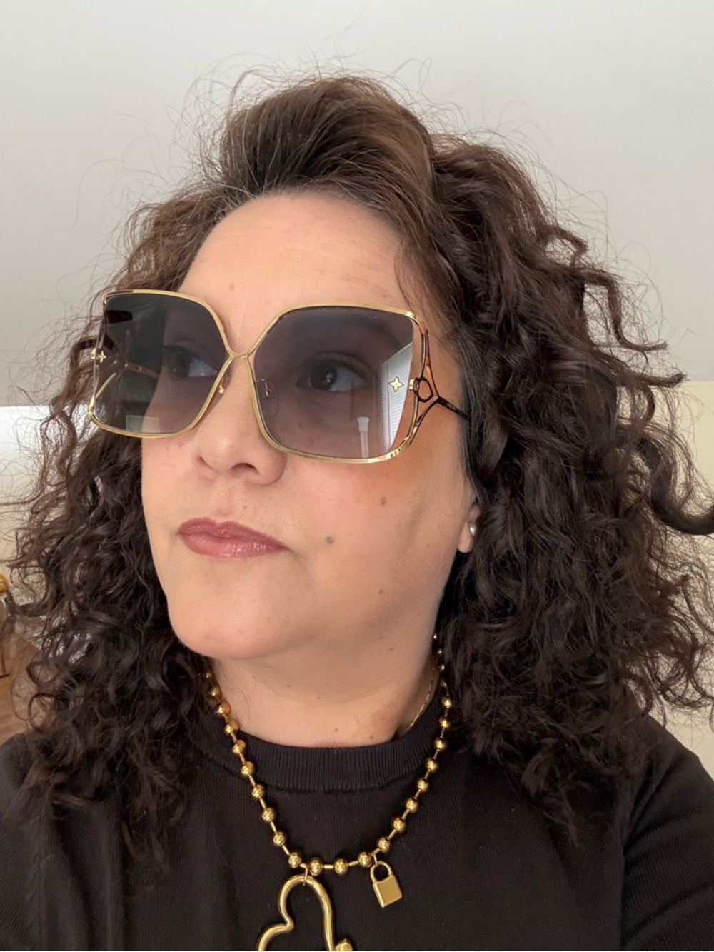 Louis Vuitton Gold Frame Oversized Square Sunglasses with Brown Gradient Lenses - Picture 5 of 7
